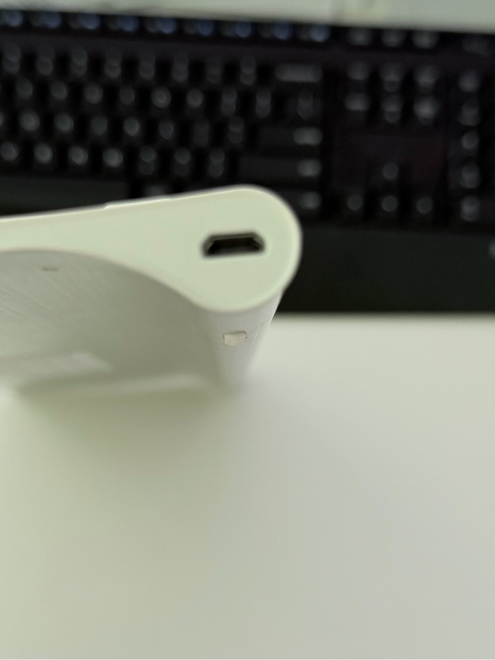 Macally Wireless Keyboard - Picture 4 of 4